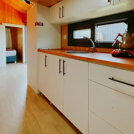 Miya Garden Tiny House بودروم
